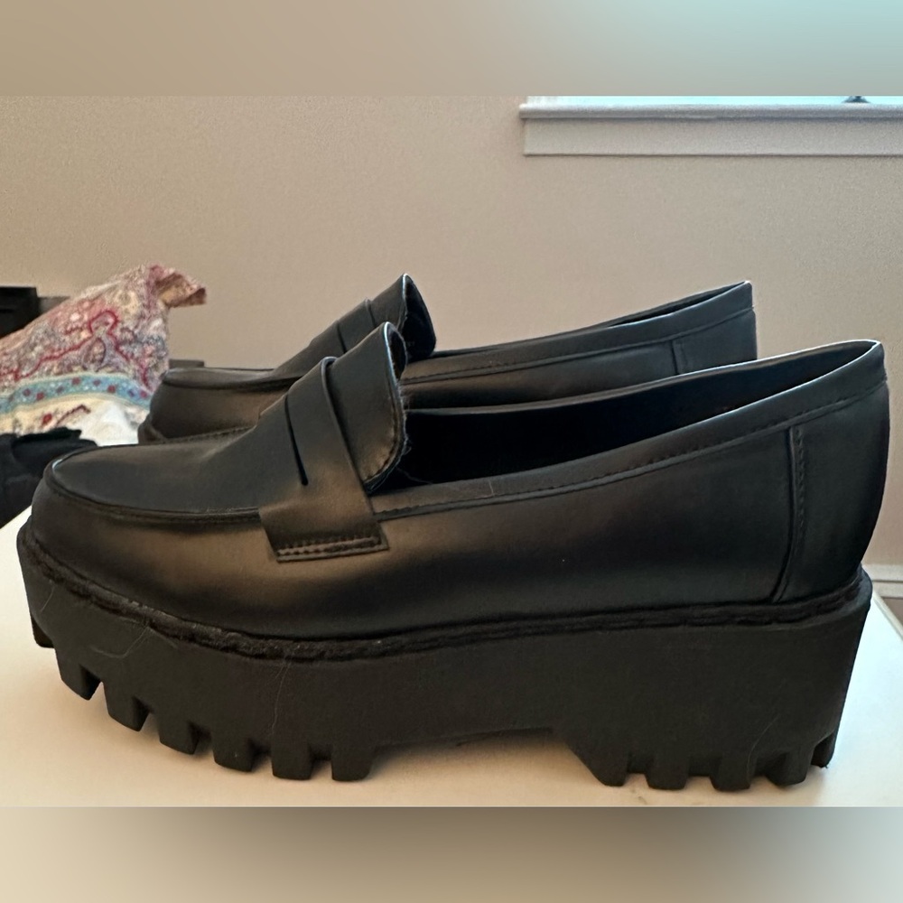 Bamboo chunky shoes Size 8